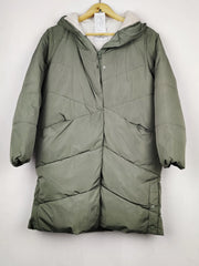 Buy online pre-used pre-loved 100% authentic & Original branded George (JKT-1612) available in Pakistan. Top international brands avilable.