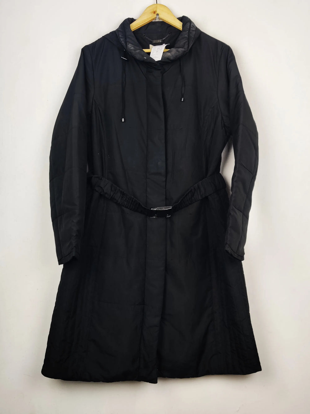 Buy online pre-used pre-loved 100% authentic & Original branded Planet (JKT-1620) available in Pakistan. Top international brands avilable.
