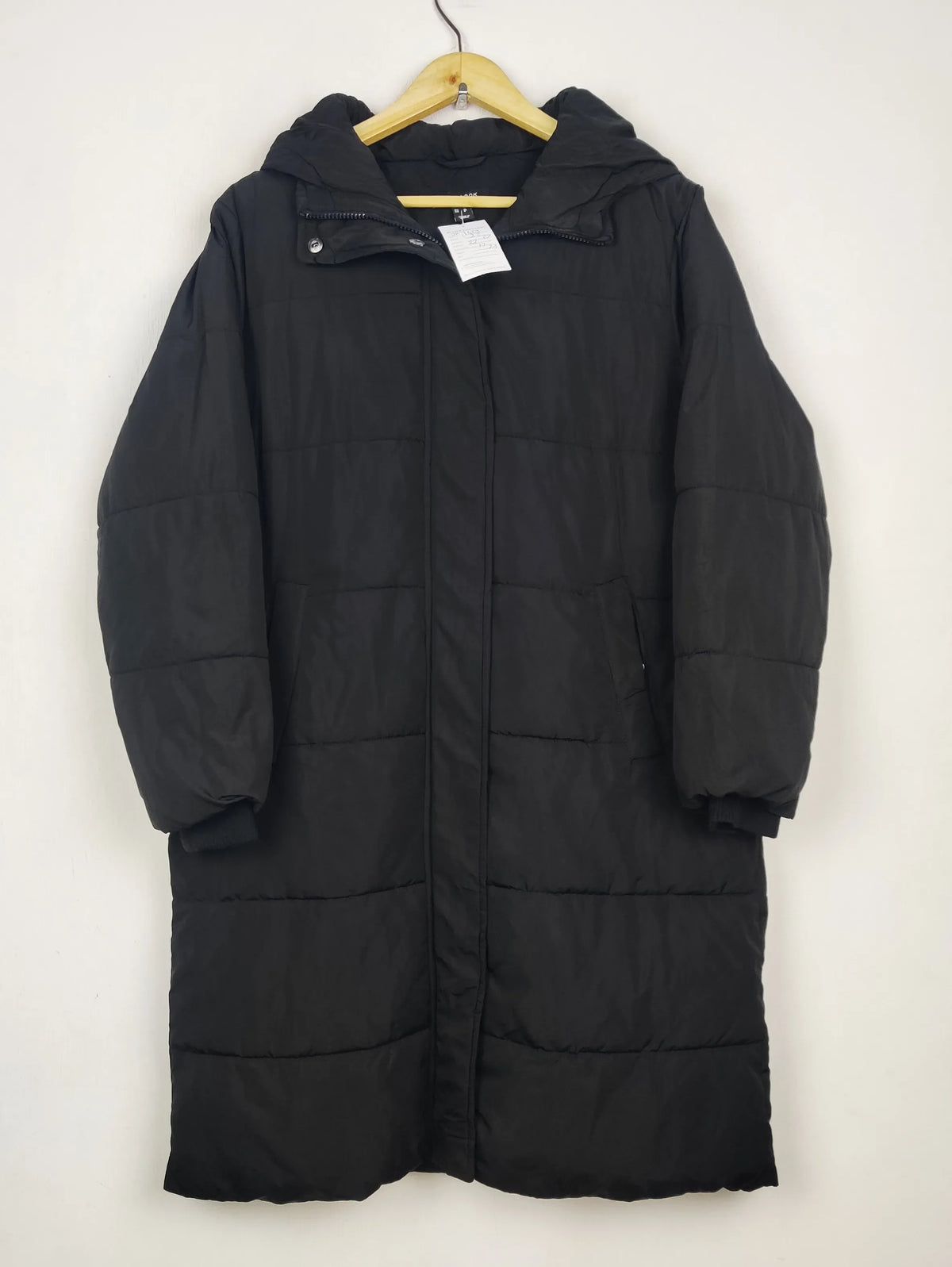 Buy online pre-used pre-loved 100% authentic & Original branded New Look (JKT-1623) available in Pakistan. Top international brands avilable.