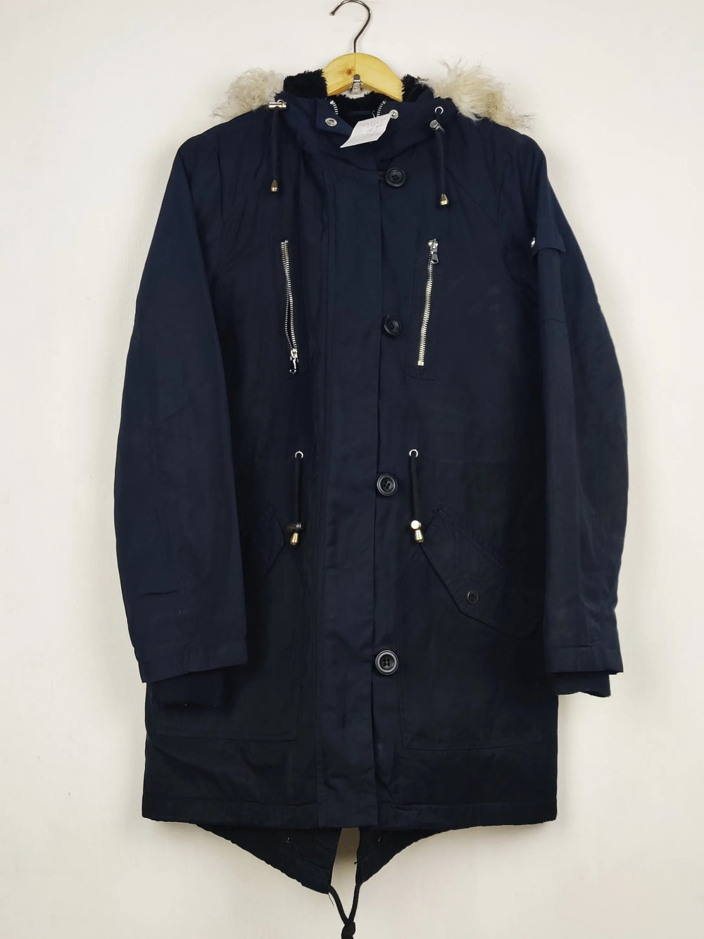 Buy online pre-used pre-loved 100% authentic & Original branded George (JKT-1637) available in Pakistan. Top international brands avilable.