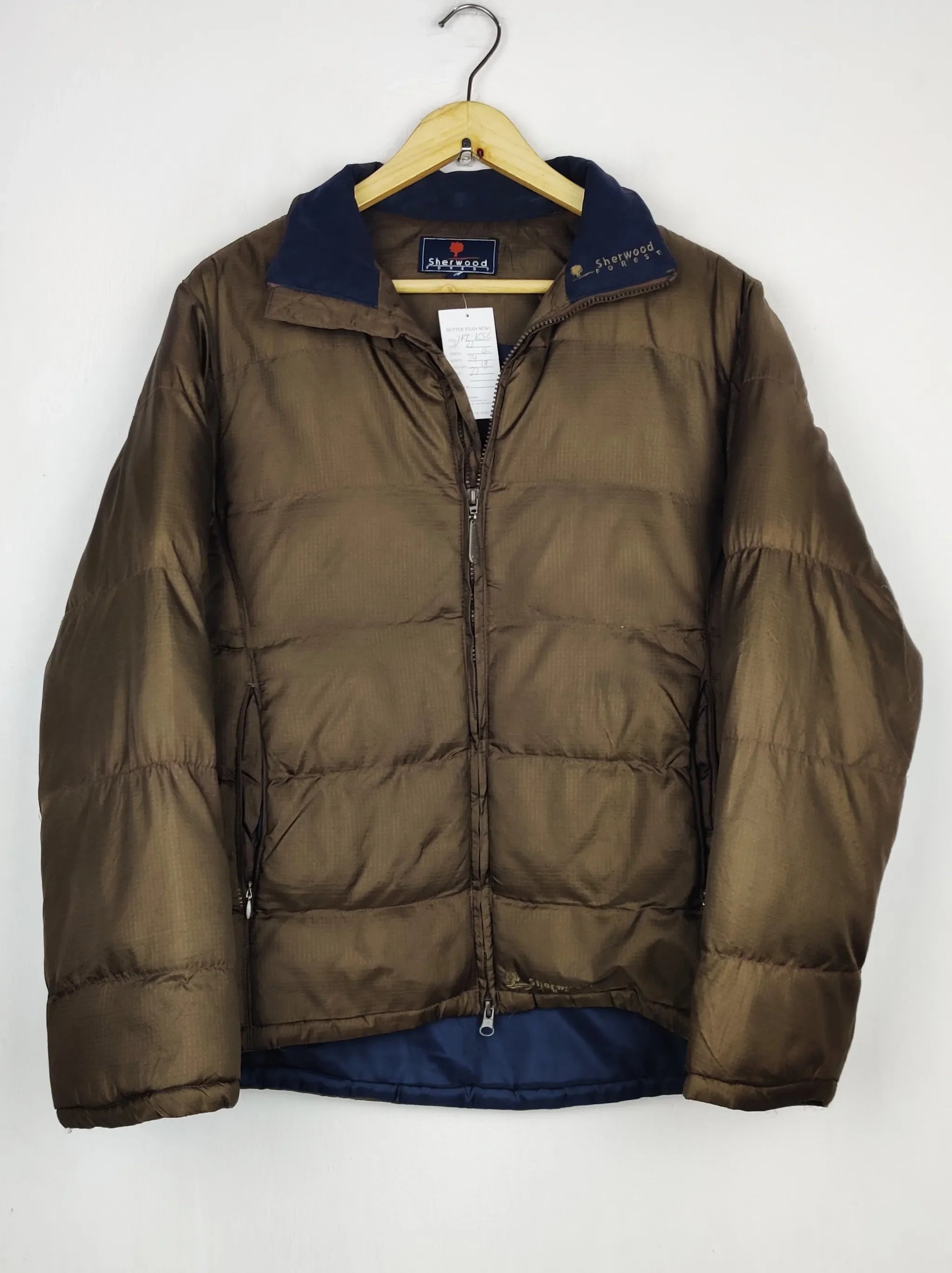 Buy online pre-used pre-loved 100% authentic & Original branded Sherwood (JKT-1656) available in Pakistan. Top international brands avilable.