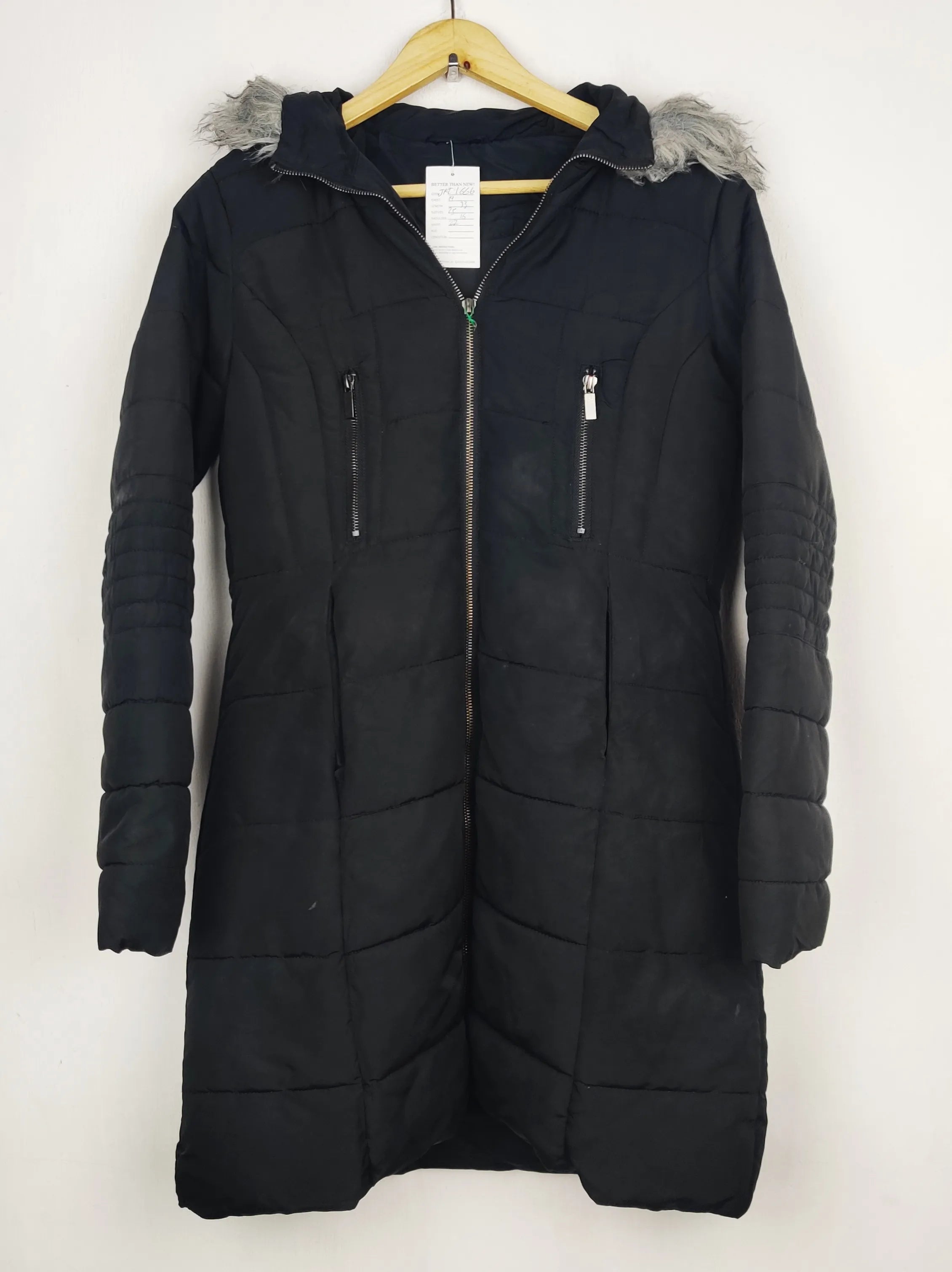 Buy online pre-used pre-loved 100% authentic & Original branded Atmosphere (JKT-1666) available in Pakistan. Top international brands avilable.