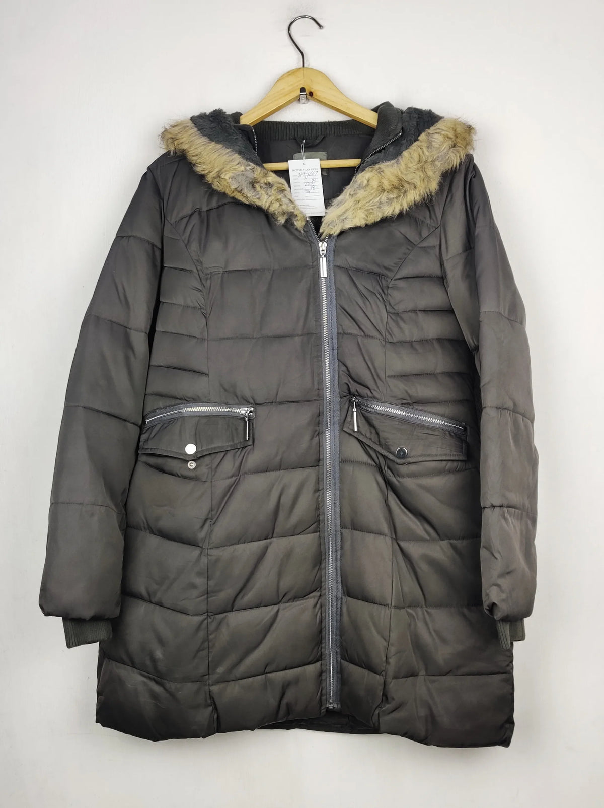 Buy online pre-used pre-loved 100% authentic & Original branded Oasis (JKT-1667) available in Pakistan. Top international brands avilable.
