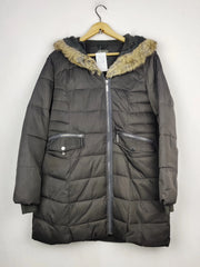 Buy online pre-used pre-loved 100% authentic & Original branded Oasis (JKT-1667) available in Pakistan. Top international brands avilable.