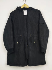 Buy online pre-used pre-loved 100% authentic & Original branded Tu (JKT-1684) available in Pakistan. Top international brands avilable.