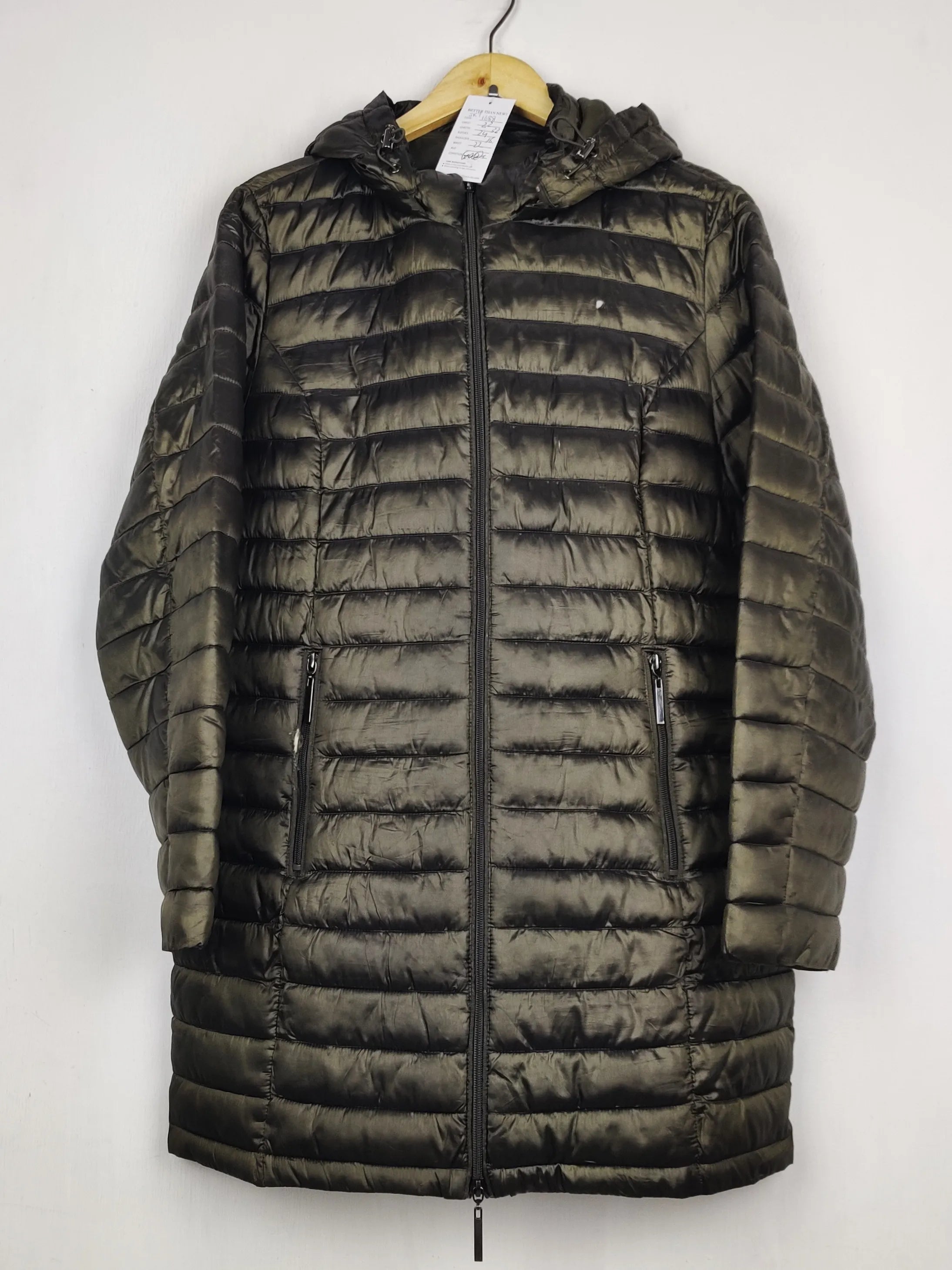 Buy online pre-used pre-loved 100% authentic & Original branded Roman (JKT-1688) available in Pakistan. Top international brands avilable.