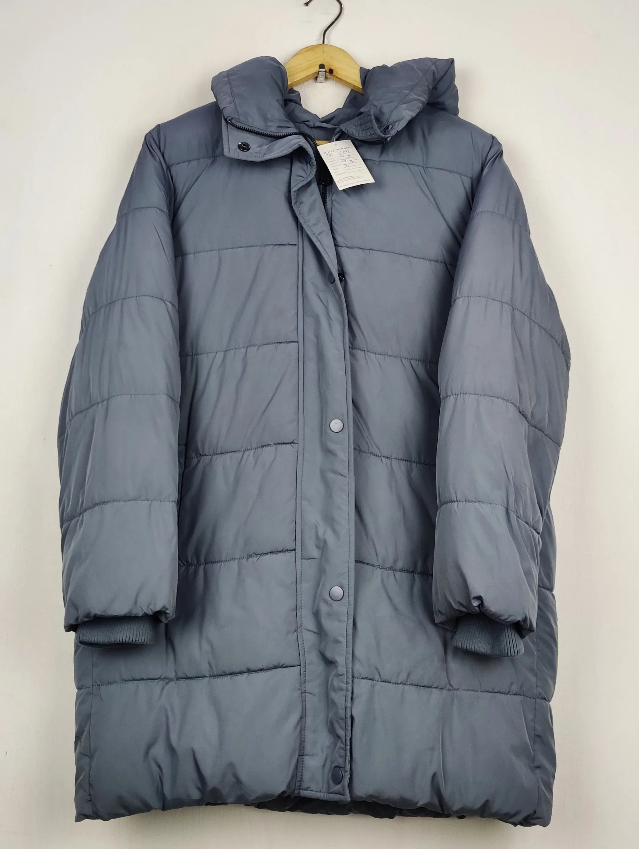 Buy online pre-used pre-loved 100% authentic & Original branded Papaya (JKT-1701) available in Pakistan. Top international brands avilable.