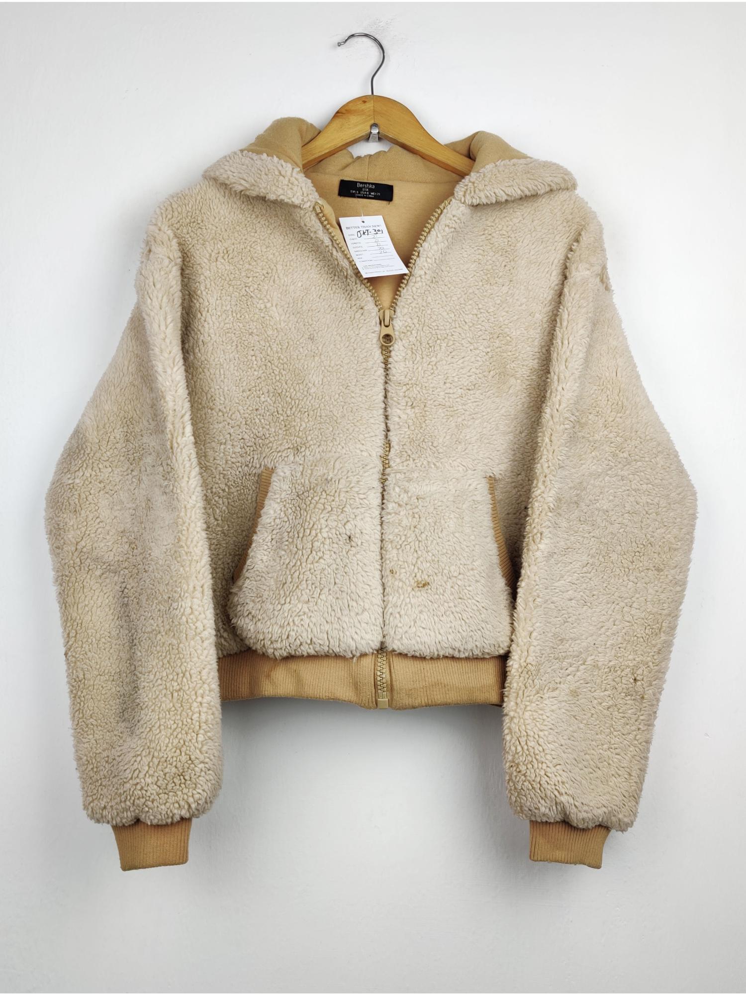 Bershka (JKT-301)