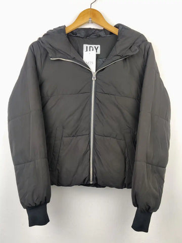 Buy online pre-used pre-loved 100% authentic & Original branded Jdy (JKT-424) available in Pakistan. Top international brands avilable.