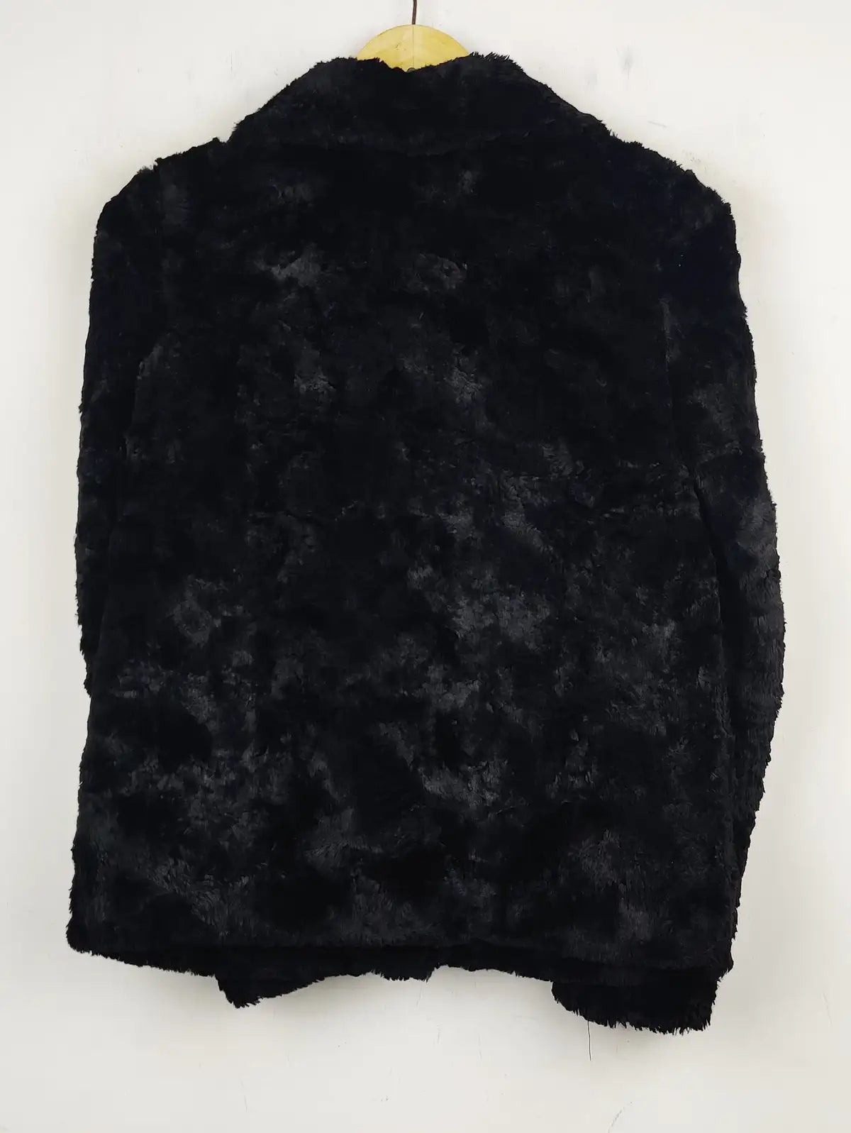 H&M (JKT-548)