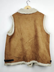 Capsule (JKT-561)