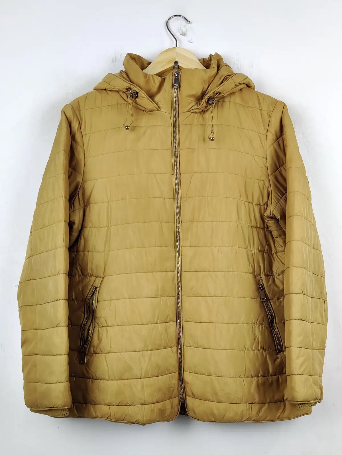 Buy online pre-used pre-loved 100% authentic & Original branded Finesse (JKT-599) available in Pakistan. Top international brands avilable.