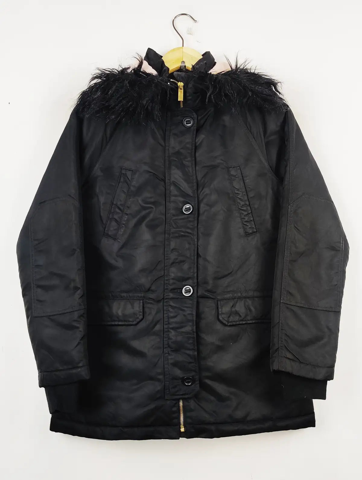 Buy online pre-used pre-loved 100% authentic & Original branded H&M (JKT-611) available in Pakistan. Top international brands avilable.