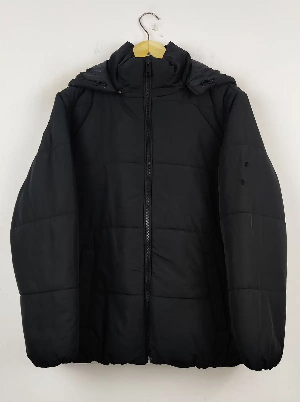 Buy online pre-used pre-loved 100% authentic & Original branded Marks&Spencer (JKT-628) available in Pakistan. Top international brands avilable.