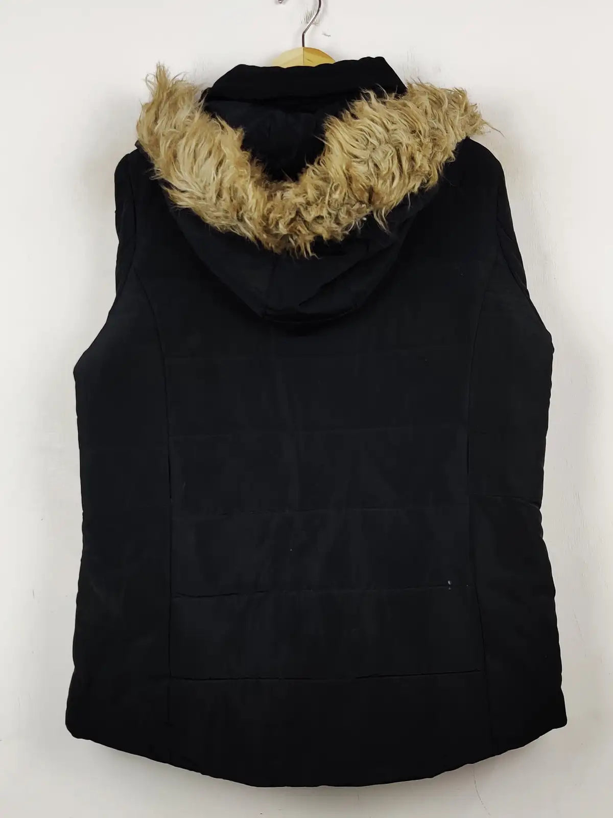H&M (JKT-663)