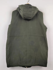 Wallis (JKT-665)