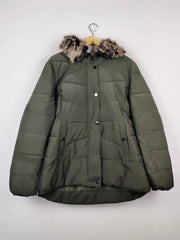 Buy online pre-used pre-loved 100% authentic & Original branded Reserved (JKT-671) available in Pakistan. Top international brands avilable.
