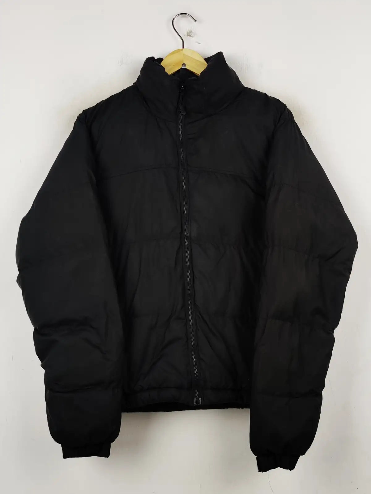 Buy online pre-used pre-loved 100% authentic & Original branded Styledup (JKT-697) available in Pakistan. Top international brands avilable.