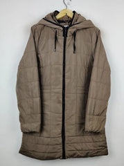 Buy online pre-used pre-loved 100% authentic & Original branded Unknown Brand (JKT-713) available in Pakistan. Top international brands avilable.