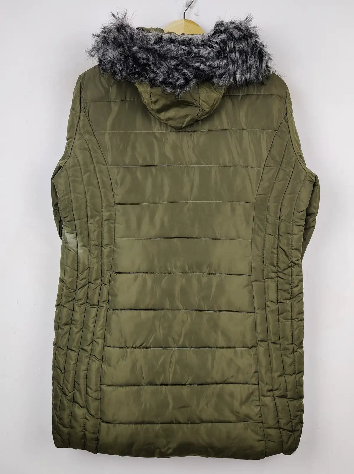 Larimosa (JKT-717)