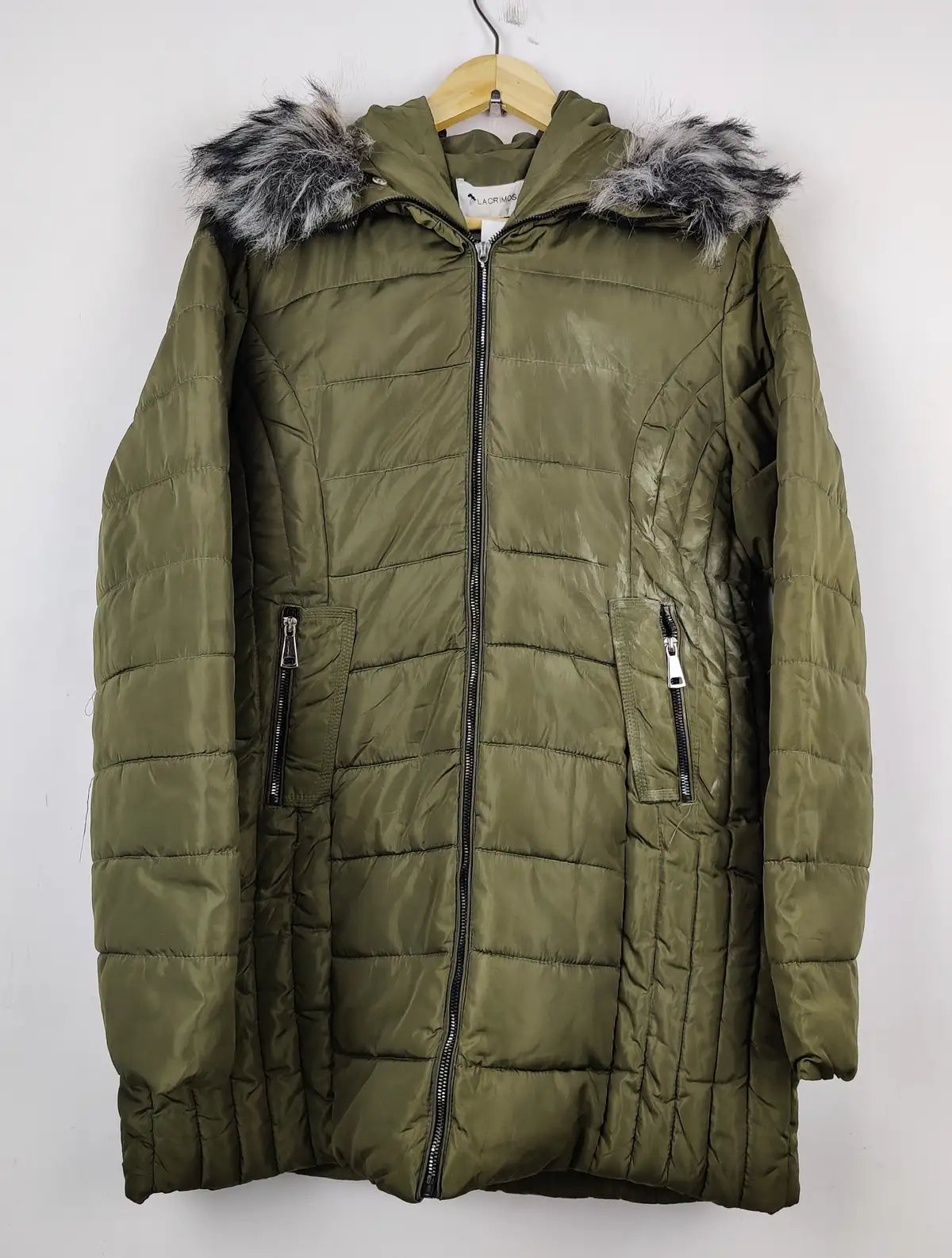 Buy online pre-used pre-loved 100% authentic & Original branded Larimosa (JKT-717) available in Pakistan. Top international brands avilable.