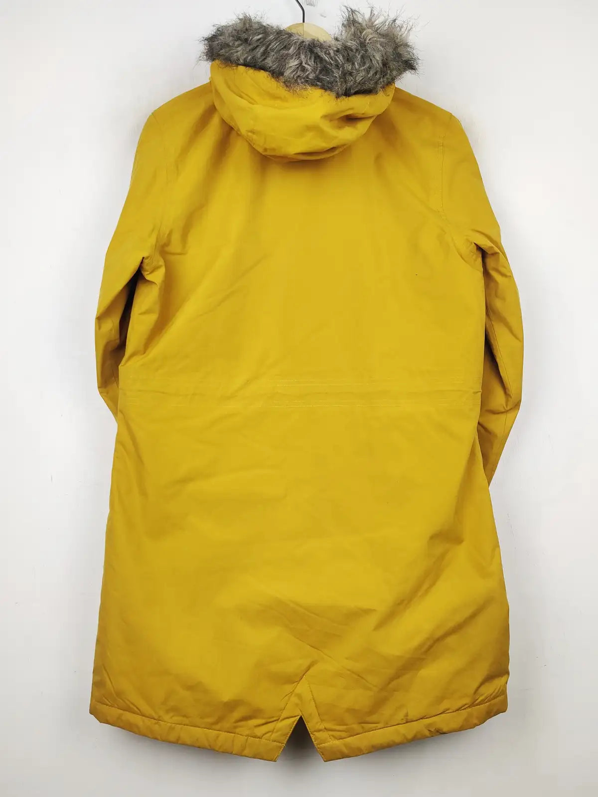 Regatta (JKT-757)