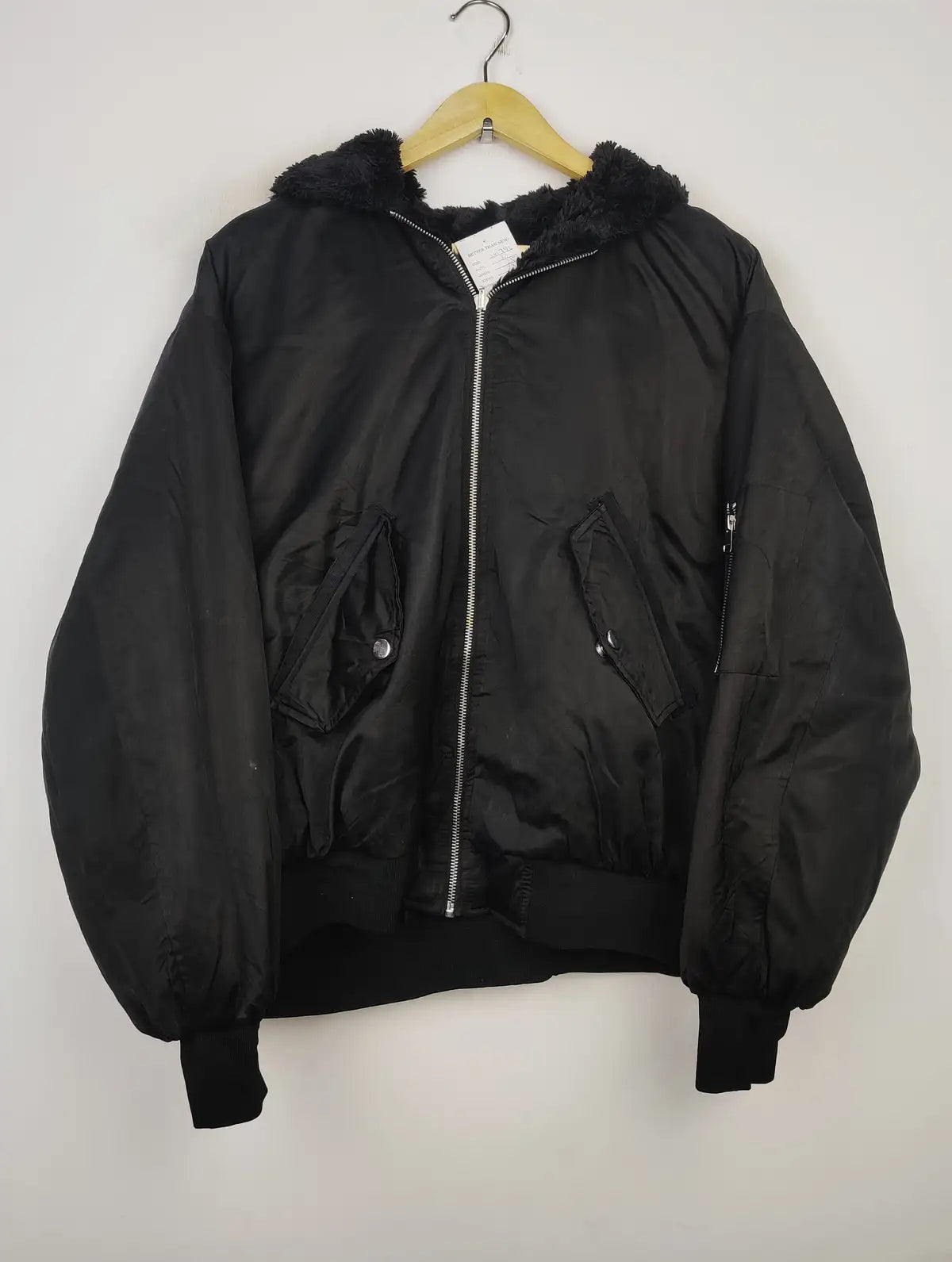 Buy online pre-used pre-loved 100% authentic & Original branded Zara (JKT-792) available in Pakistan. Top international brands avilable.