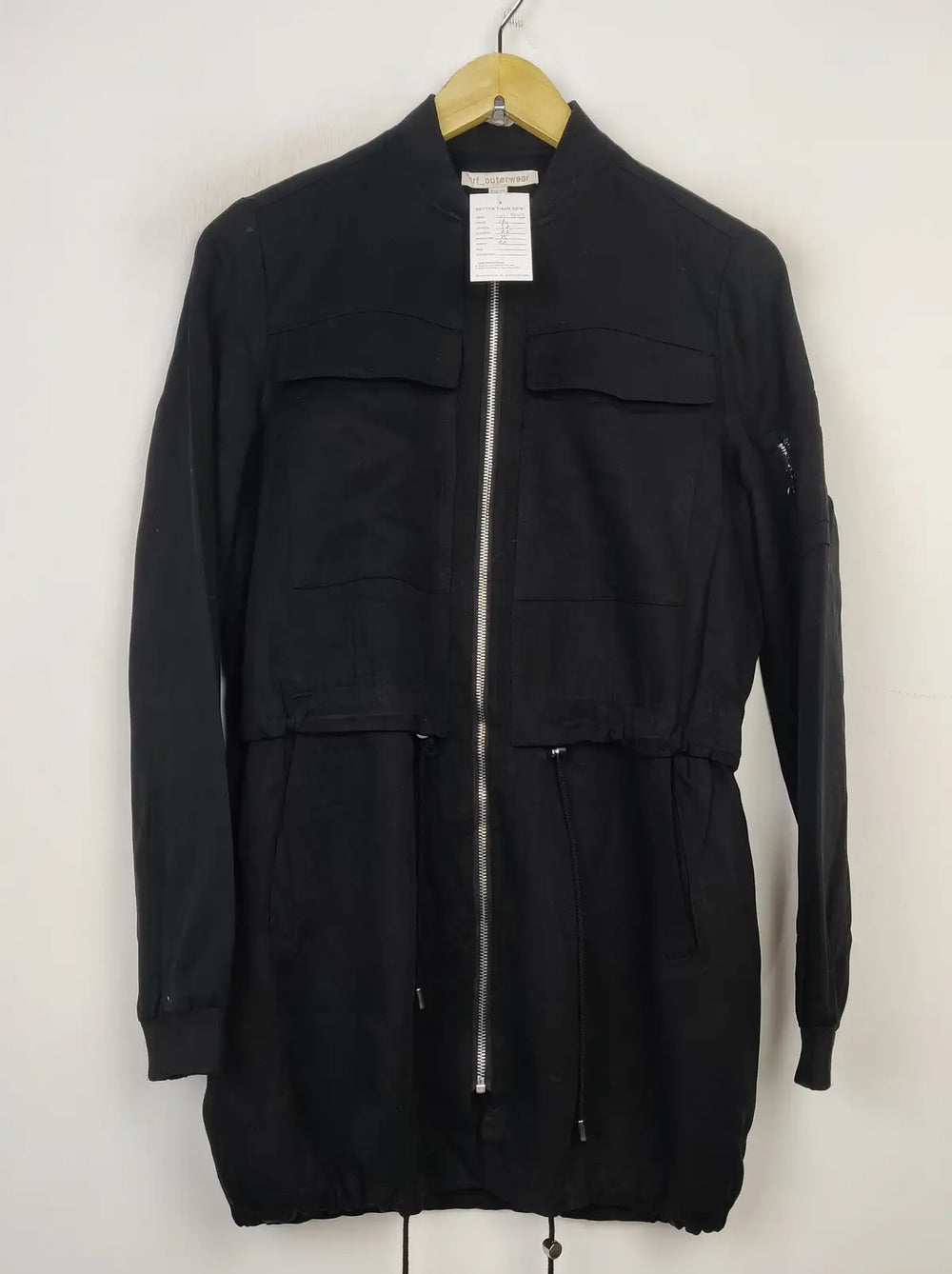 Buy online pre-used pre-loved 100% authentic & Original branded Outerwear (JKT-843) available in Pakistan. Top international brands avilable.