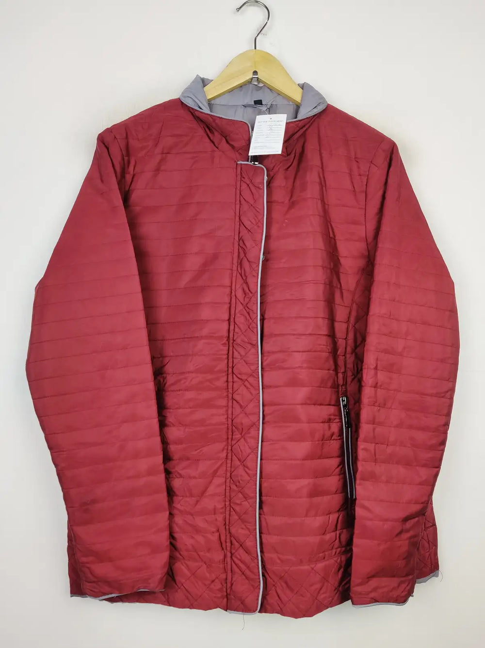 Buy online pre-used pre-loved 100% authentic & Original branded Unknown Brand (JKT-846) available in Pakistan. Top international brands avilable.