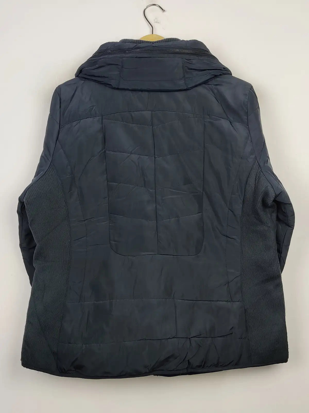 Laura Ashley (JKT-854)