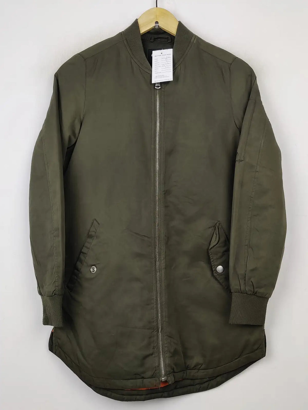 Buy online pre-used pre-loved 100% authentic & Original branded Fb Sister (JKT-862) available in Pakistan. Top international brands avilable.