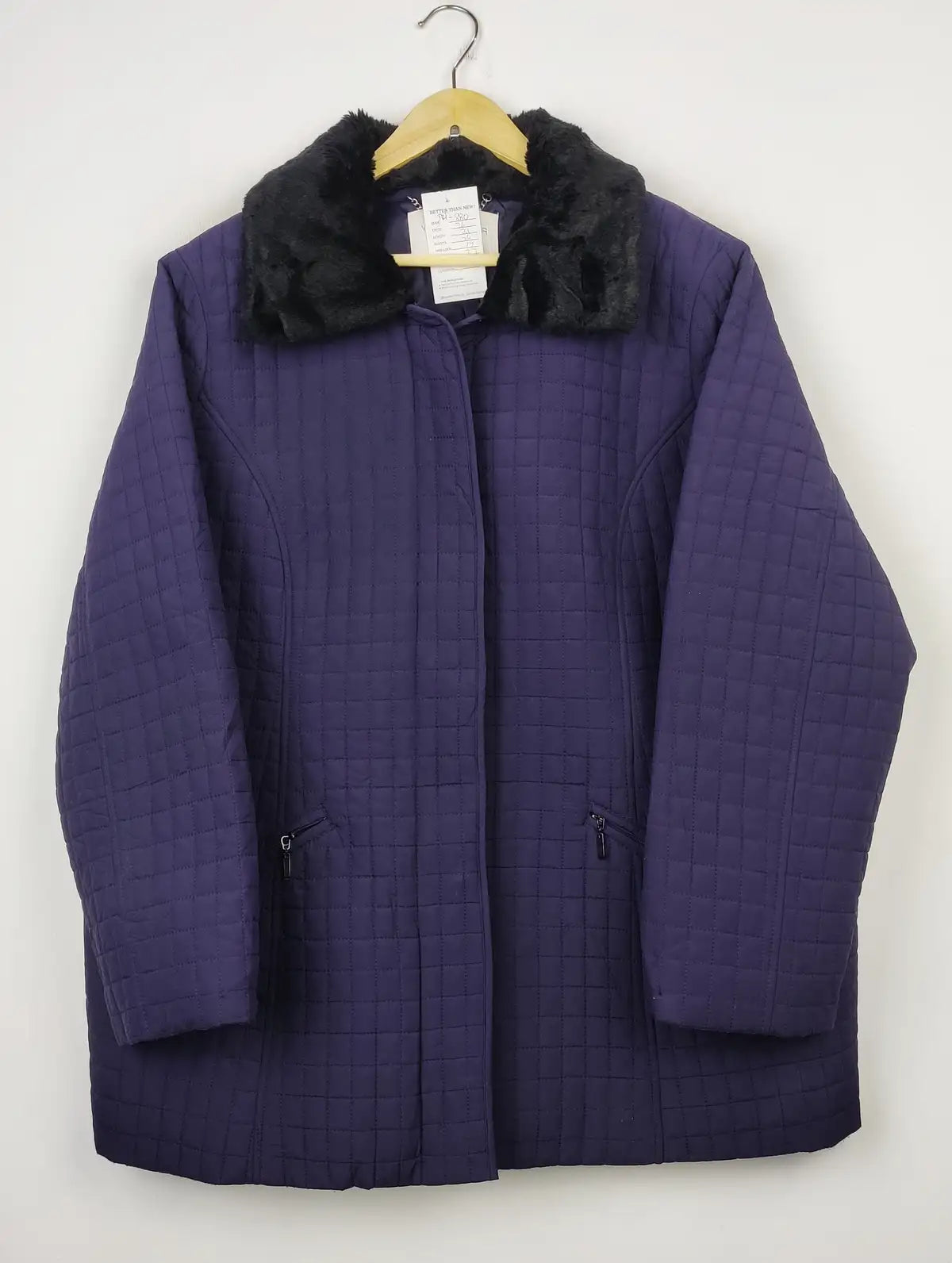 Buy online pre-used pre-loved 100% authentic & Original branded Windsmoor (JKT-880) available in Pakistan. Top international brands avilable.