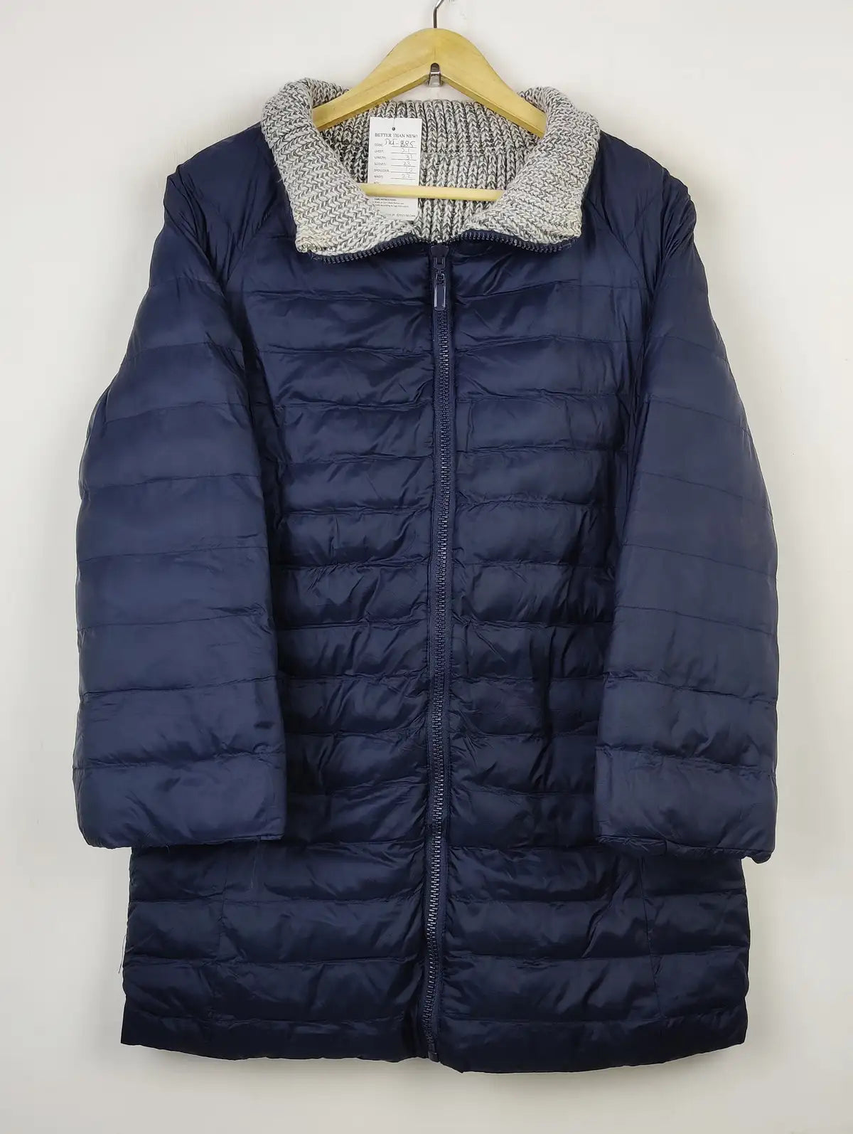 Buy online pre-used pre-loved 100% authentic & Original branded Unknown Brand (JKT-885) available in Pakistan. Top international brands avilable.