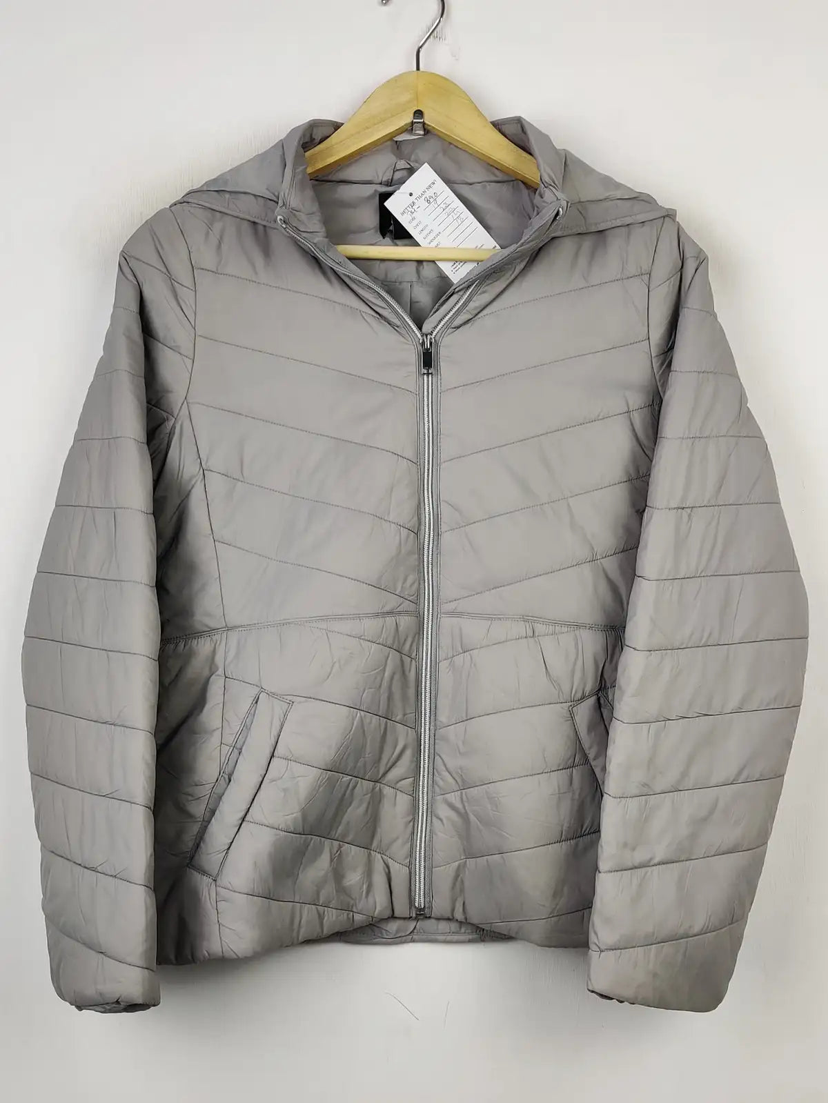 Buy online pre-used pre-loved 100% authentic & Original branded New Look (JKT-890) available in Pakistan. Top international brands avilable.