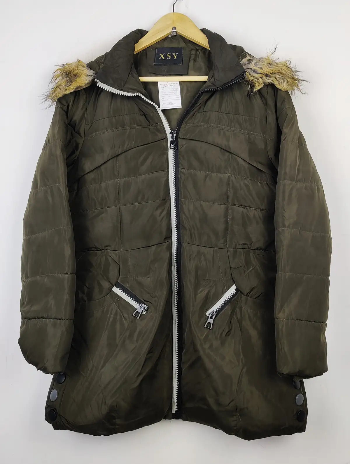 Buy online pre-used pre-loved 100% authentic & Original branded Xsy (JKT-893) available in Pakistan. Top international brands avilable.