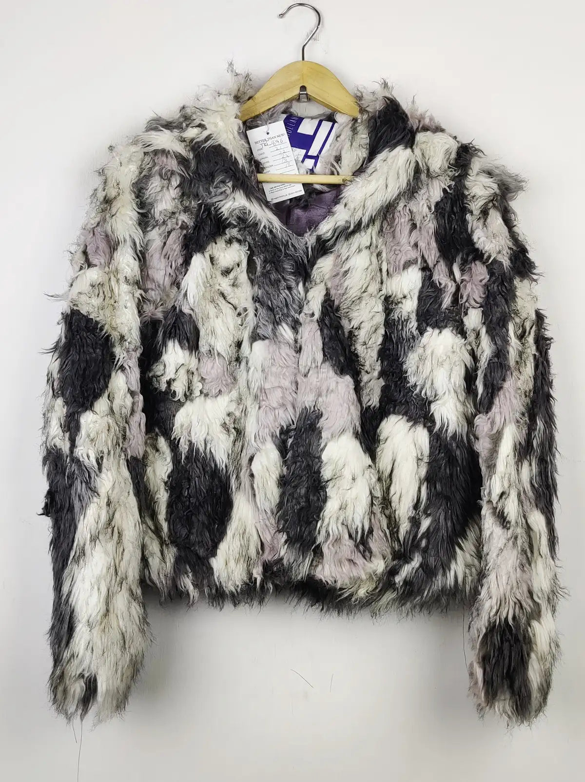 Buy online pre-used pre-loved 100% authentic & Original branded Debenhams (JKT-896) available in Pakistan. Top international brands avilable.