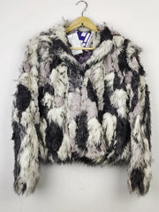 Buy online pre-used pre-loved 100% authentic & Original branded Debenhams (JKT-896) available in Pakistan. Top international brands avilable.