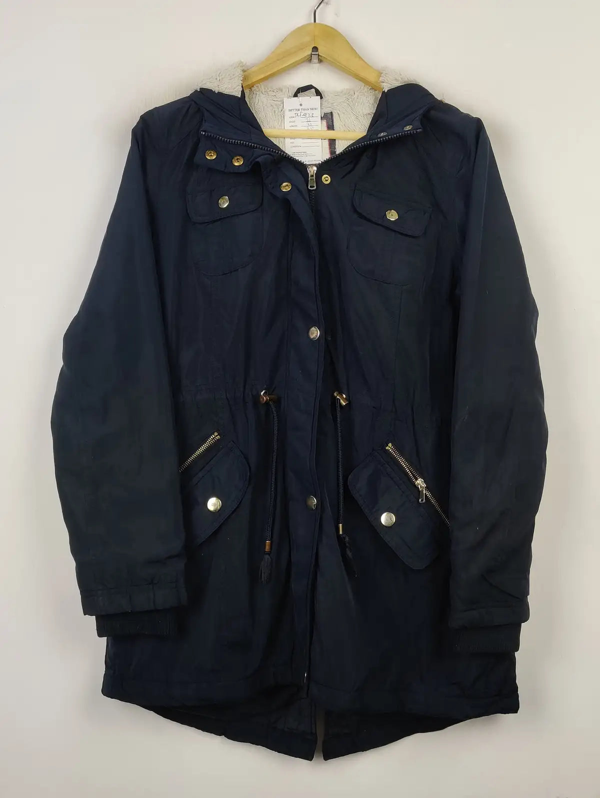 Buy online pre-used pre-loved 100% authentic & Original branded F&F (JKT-923) available in Pakistan. Top international brands avilable.