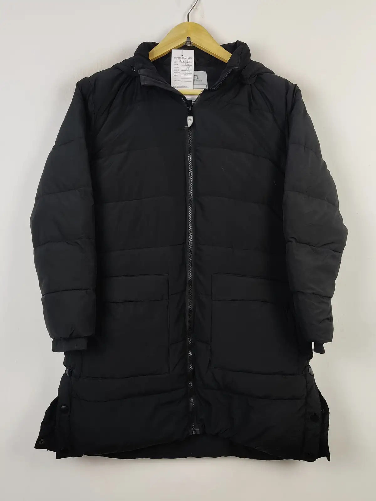 Buy online pre-used pre-loved 100% authentic & Original branded Ottp (JKT-934) available in Pakistan. Top international brands avilable.