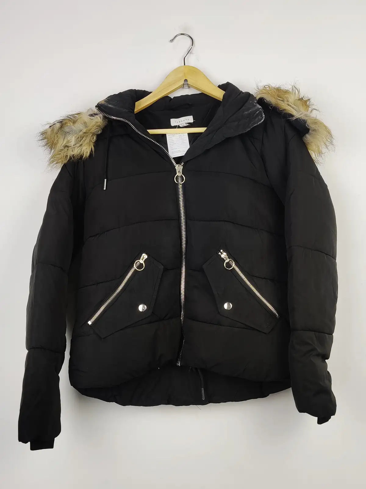 Buy online pre-used pre-loved 100% authentic & Original branded Topshop (JKT-959) available in Pakistan. Top international brands avilable.