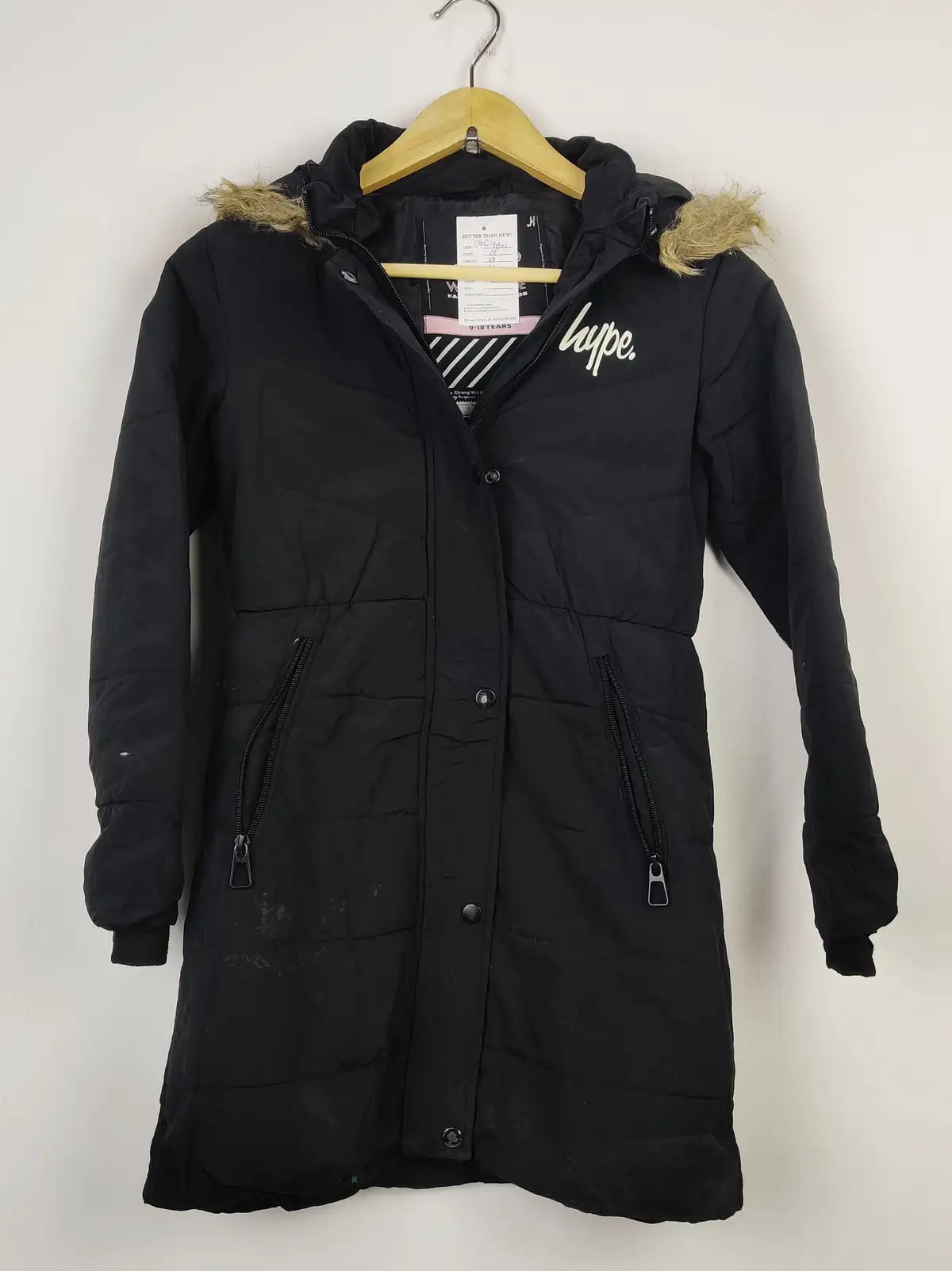 Buy online pre-used pre-loved 100% authentic & Original branded Hype Worldwide (JKT-960) available in Pakistan. Top international brands avilable.