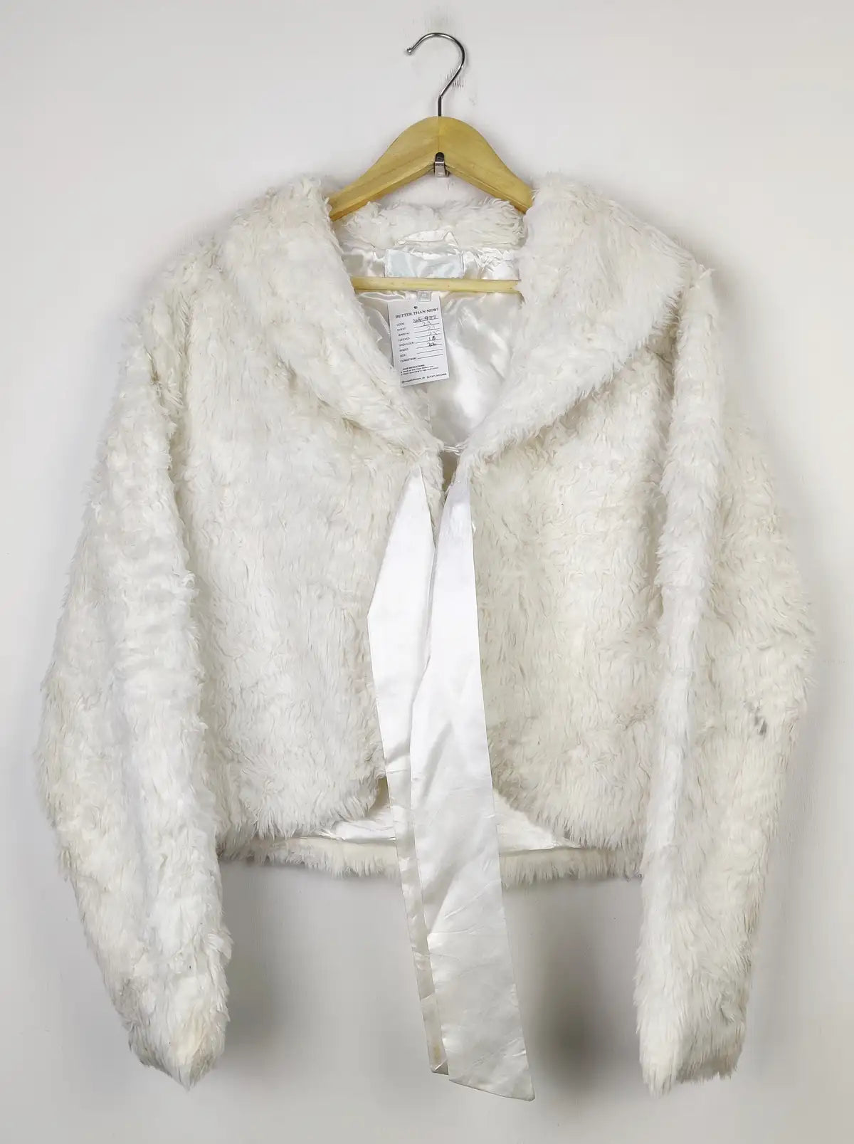 Buy online pre-used pre-loved 100% authentic & Original branded Amaranto (JKT-977) available in Pakistan. Top international brands avilable.