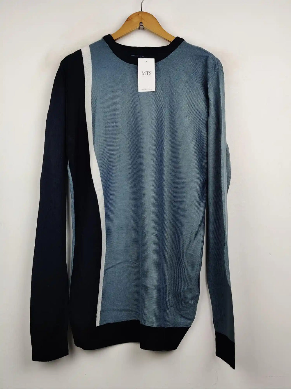 Buy online pre-used pre-loved 100% authentic & Original branded Easy (JS-2188) available in Pakistan. Top international brands avilable.