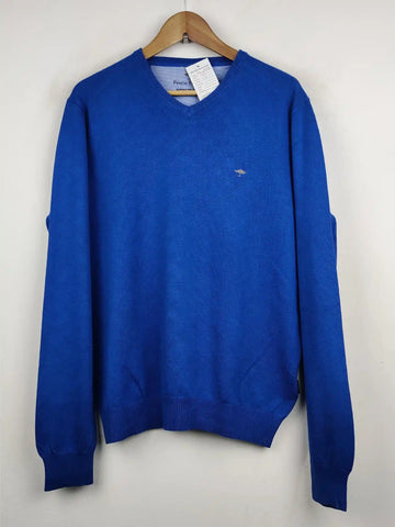 Buy online pre-used pre-loved 100% authentic & Original branded Finch Hatton (JS-2508) available in Pakistan. Top international brands avilable.