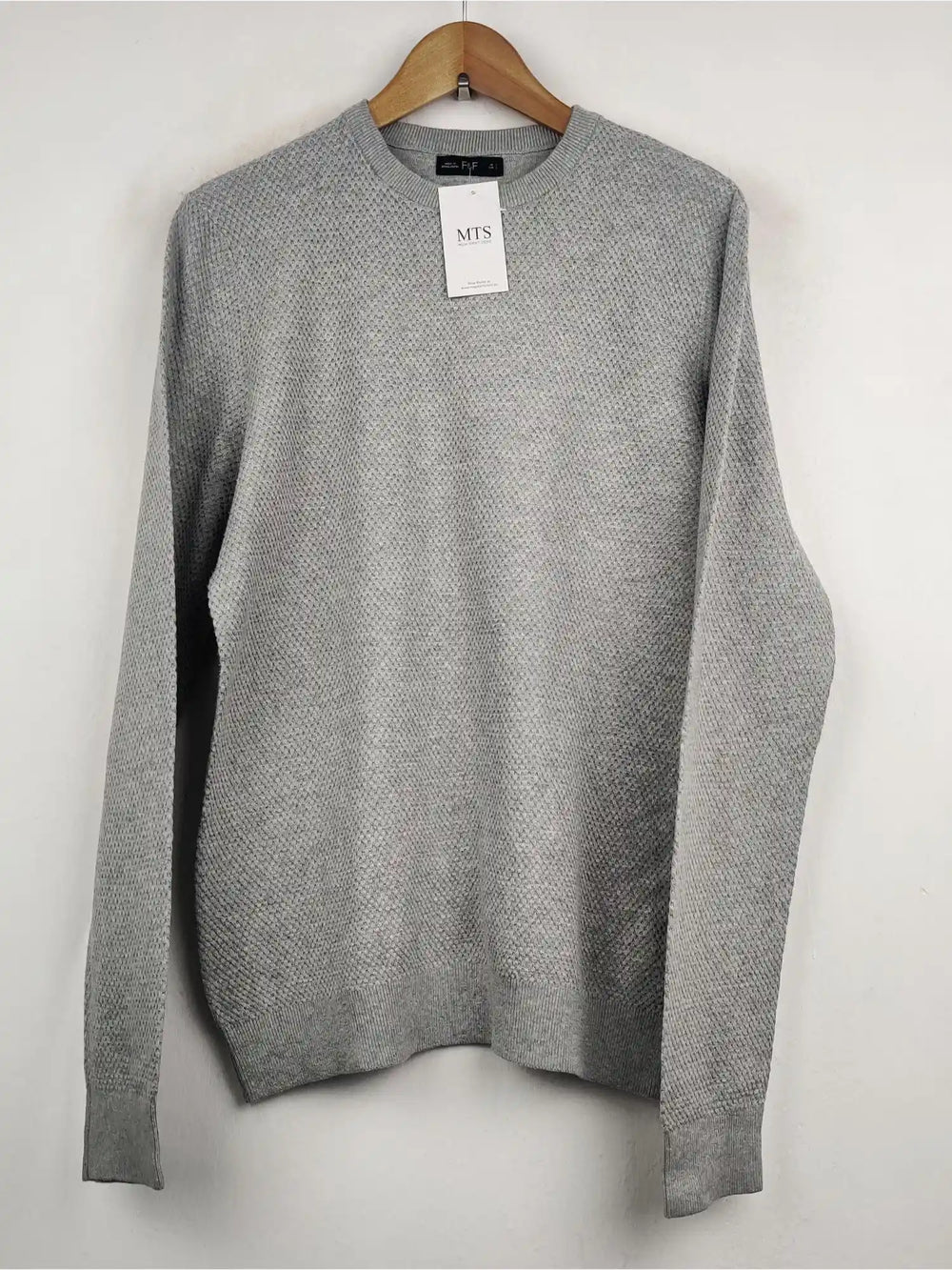 Buy online pre-used pre-loved 100% authentic & Original branded F&F (JS-2545) available in Pakistan. Top international brands avilable.