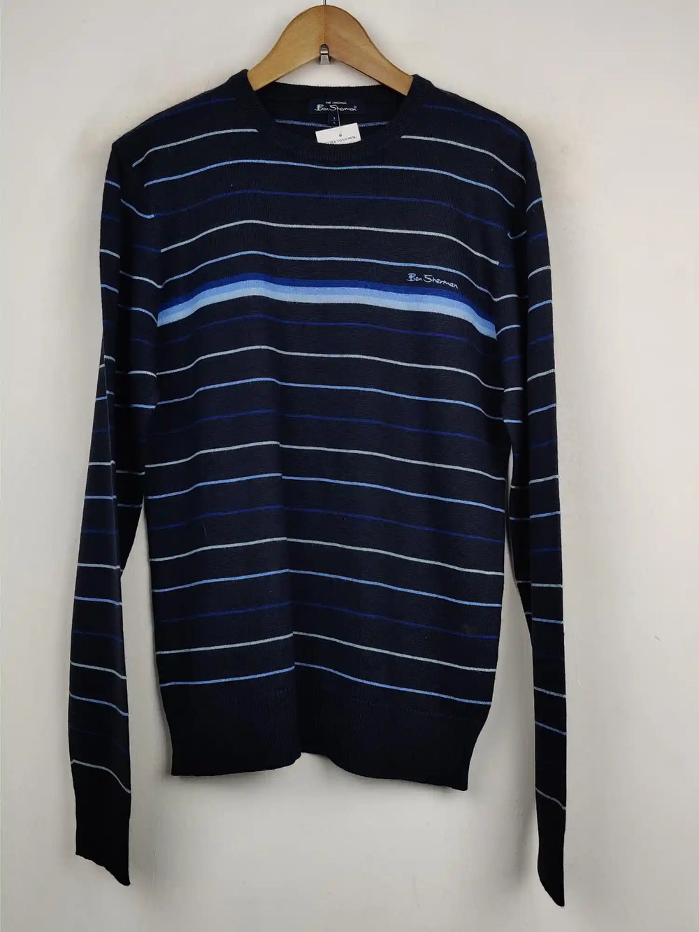 Buy online pre-used pre-loved 100% authentic & Original branded Ben Sherman (JS-2684) available in Pakistan. Top international brands avilable.