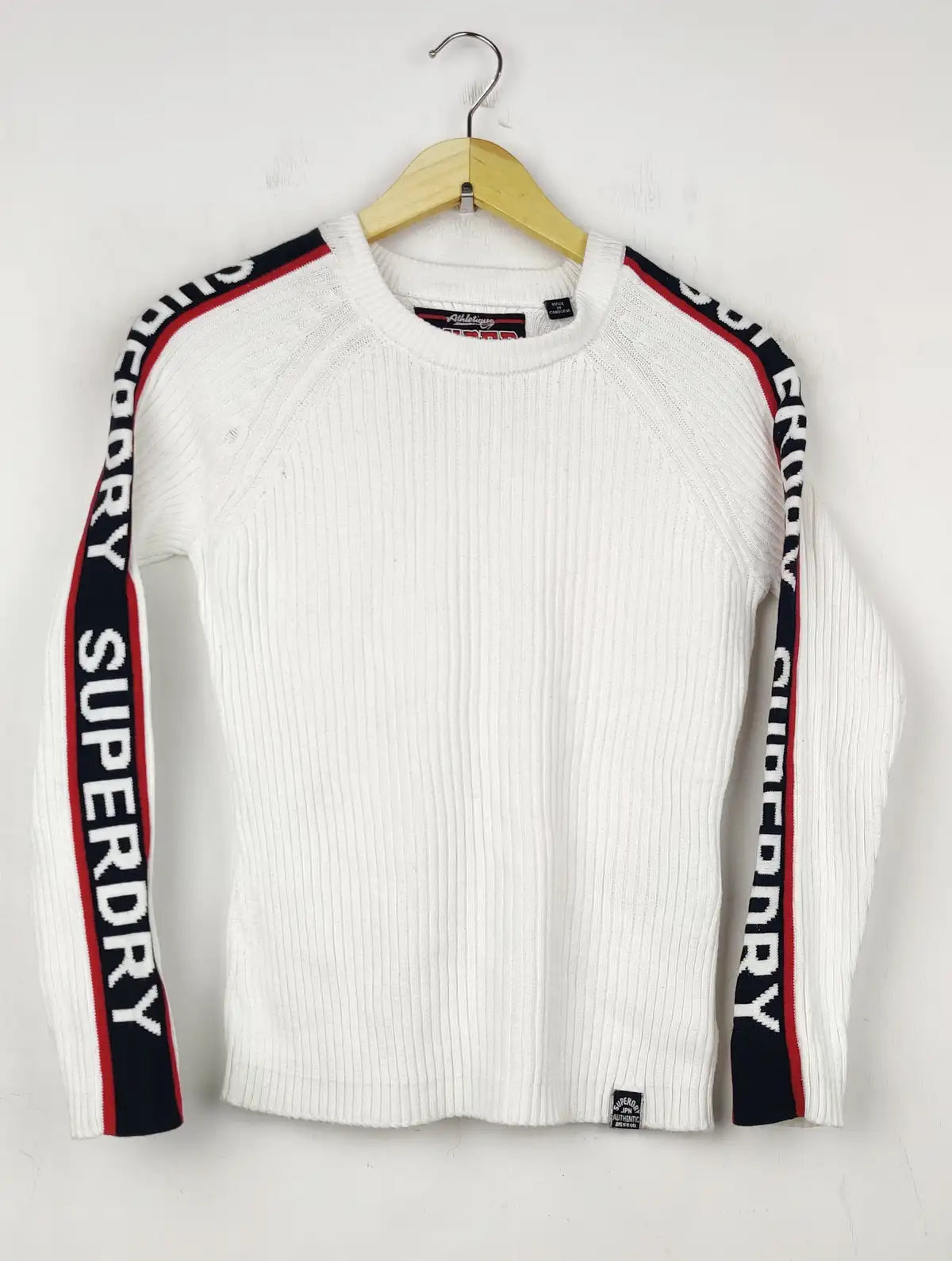 Buy online pre-used pre-loved 100% authentic & Original branded Superdry (JS-4529) available in Pakistan. Top international brands avilable.