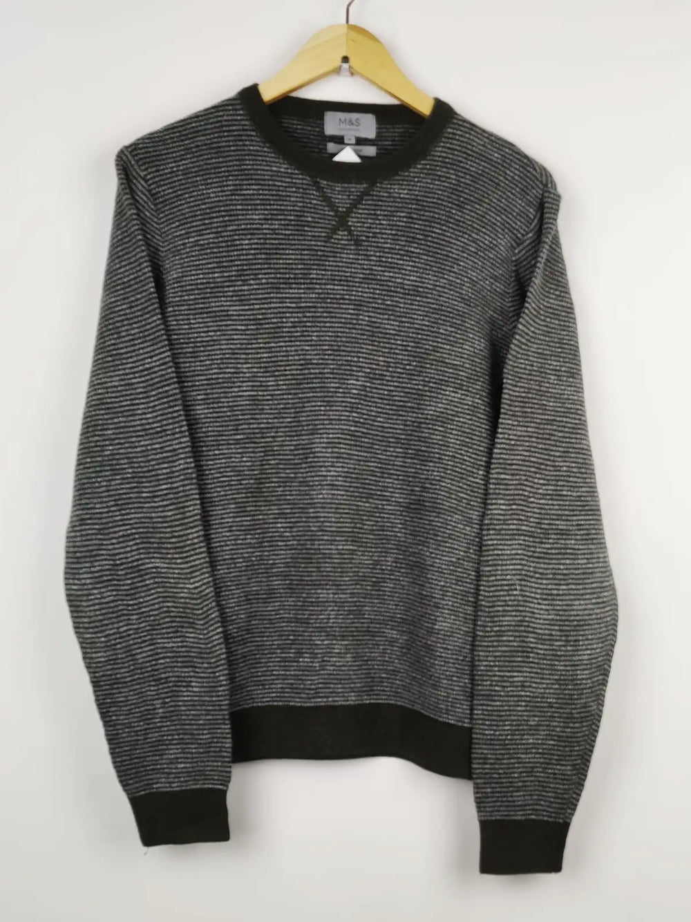 Buy online pre-used pre-loved 100% authentic & Original branded Marks & Spencer (JS-4573) available in Pakistan. Top international brands avilable.