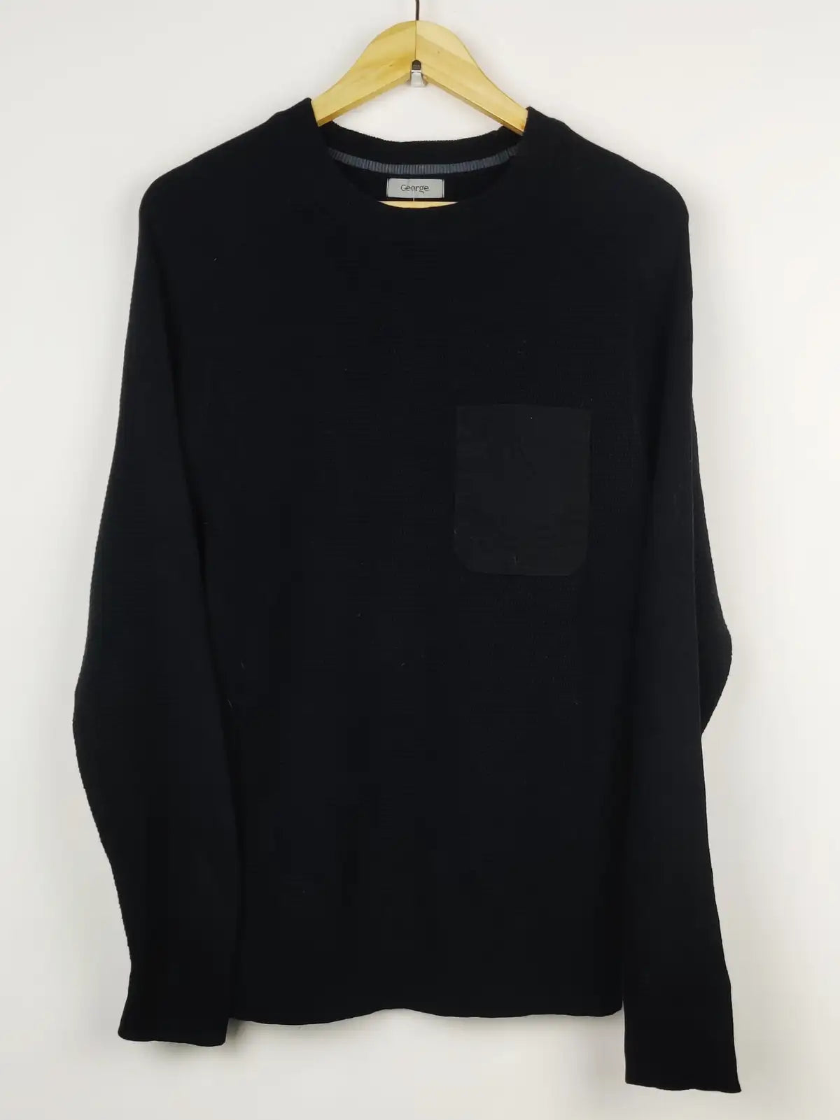 Buy online pre-used pre-loved 100% authentic & Original branded George (JS-4584) available in Pakistan. Top international brands avilable.