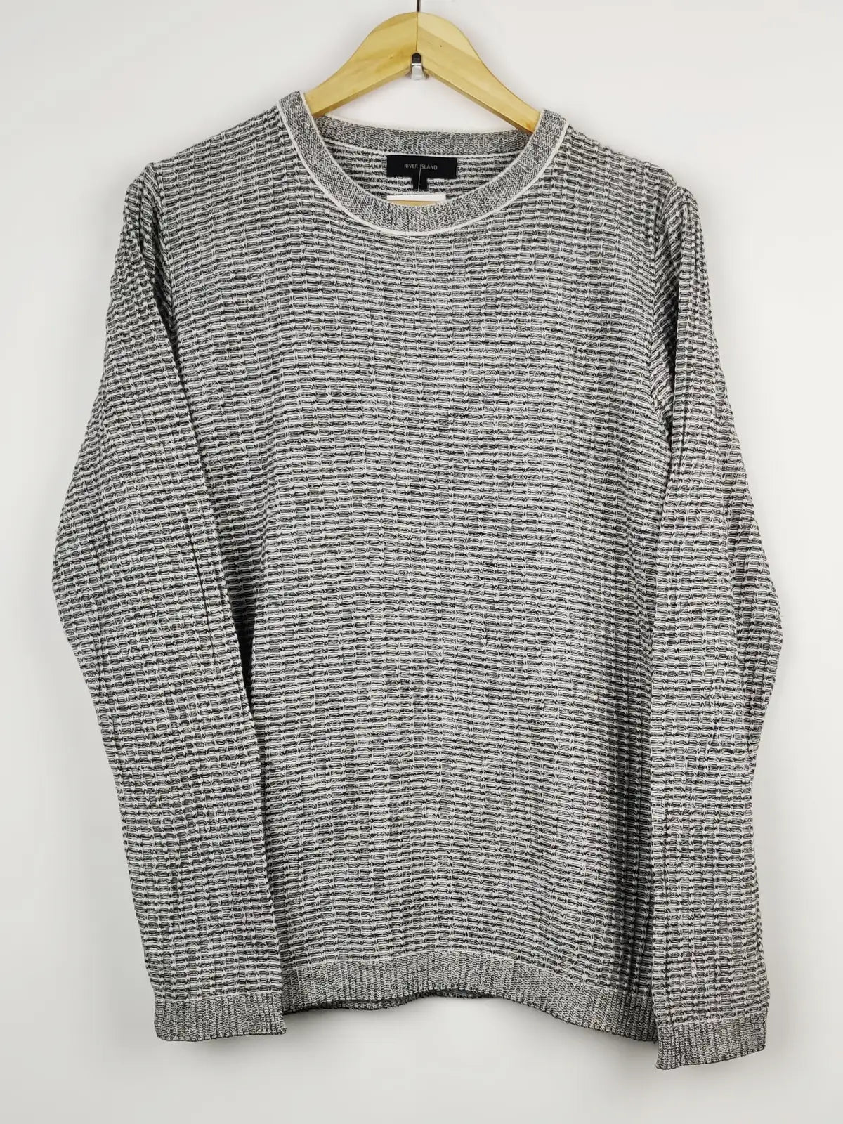 Buy online pre-used pre-loved 100% authentic & Original branded River Island (JS-4587) available in Pakistan. Top international brands avilable.